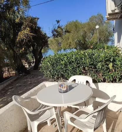 Vikos Appartement *
