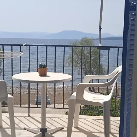 شقة Vikos Paralia Irion